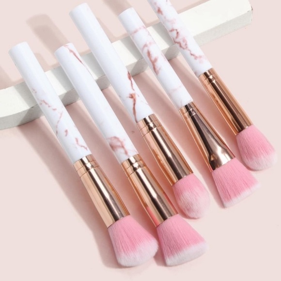 Other - CAYCEE PINK MARBLE PATTERN 10 PCs
MAKEUP BRUSH SET w/ TUBE
